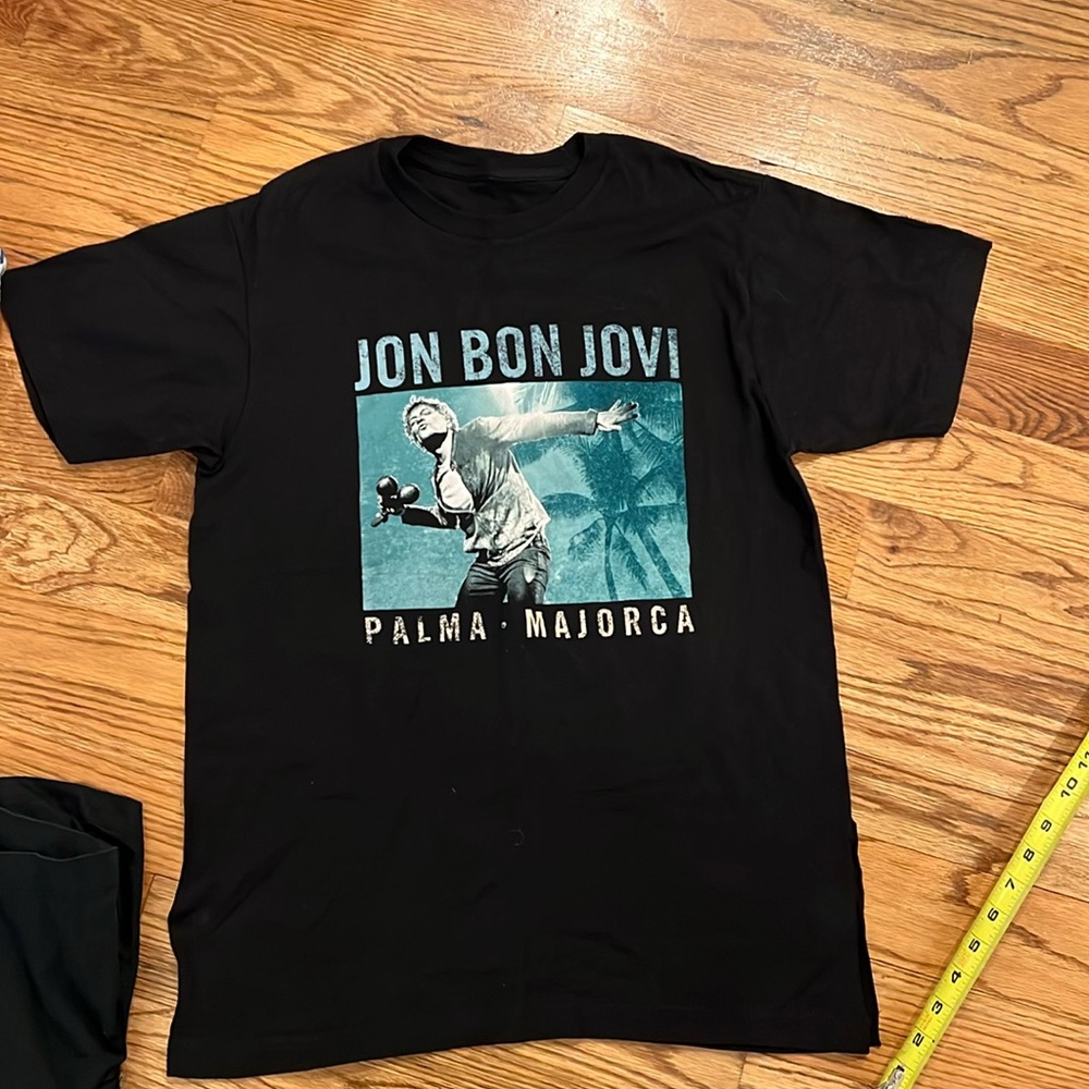 Jon Bon Jovi concert shirt